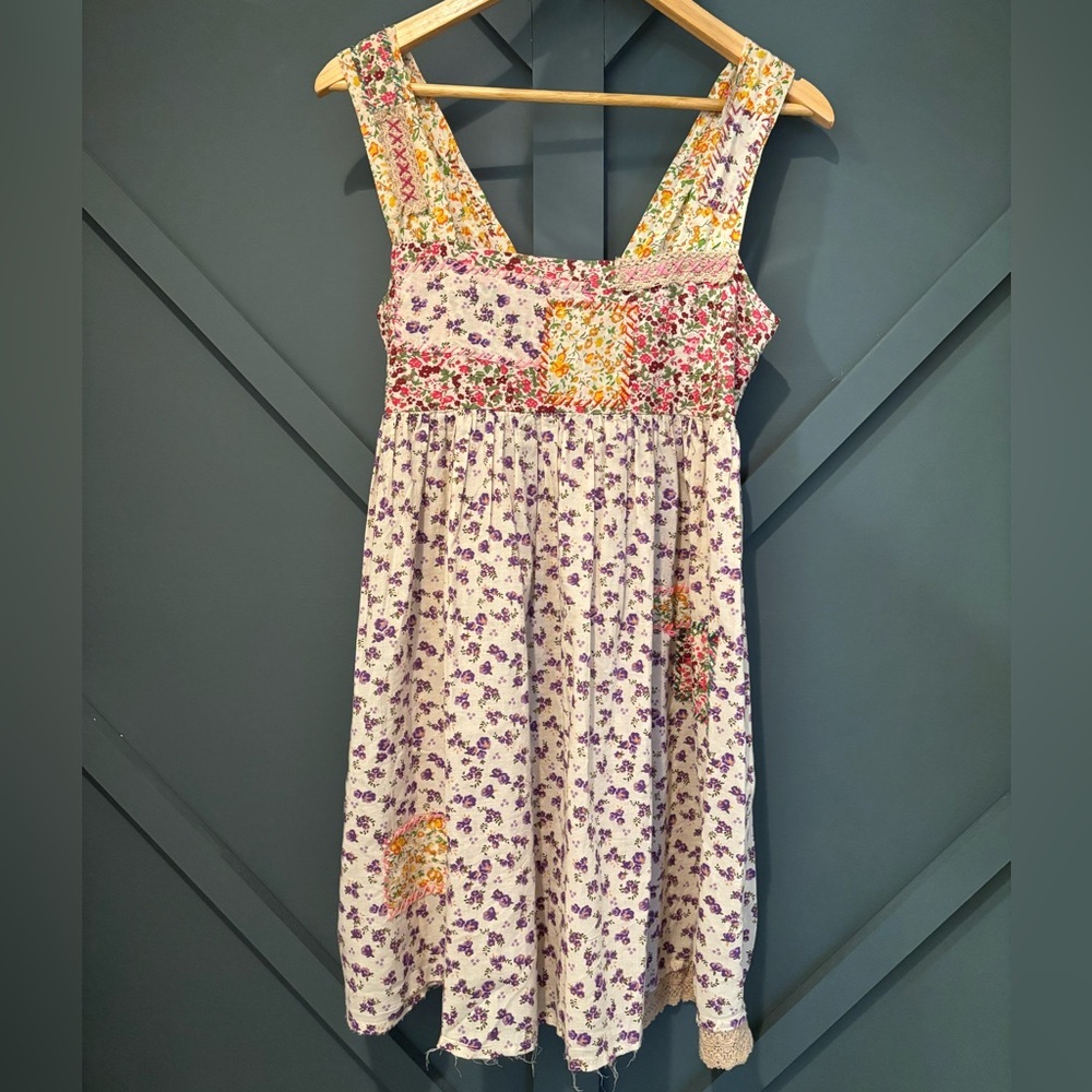 Natural Life Floral Embroidered Dress NWT - Picture 3 of 6